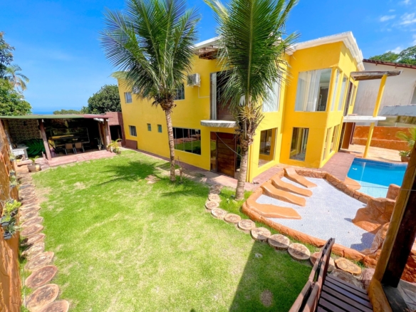 Casa em Condomínio Fechado a venda | 5 suítes | Caraguatatuba