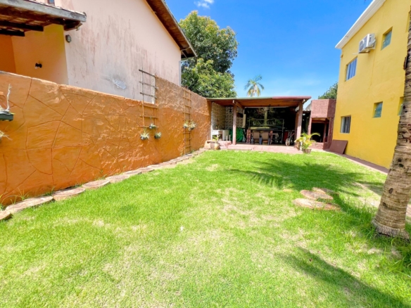 Casa em Condomínio Fechado a venda | 5 suítes | Caraguatatuba