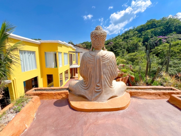 Casa em Condomínio Fechado a venda | 5 suítes | Caraguatatuba