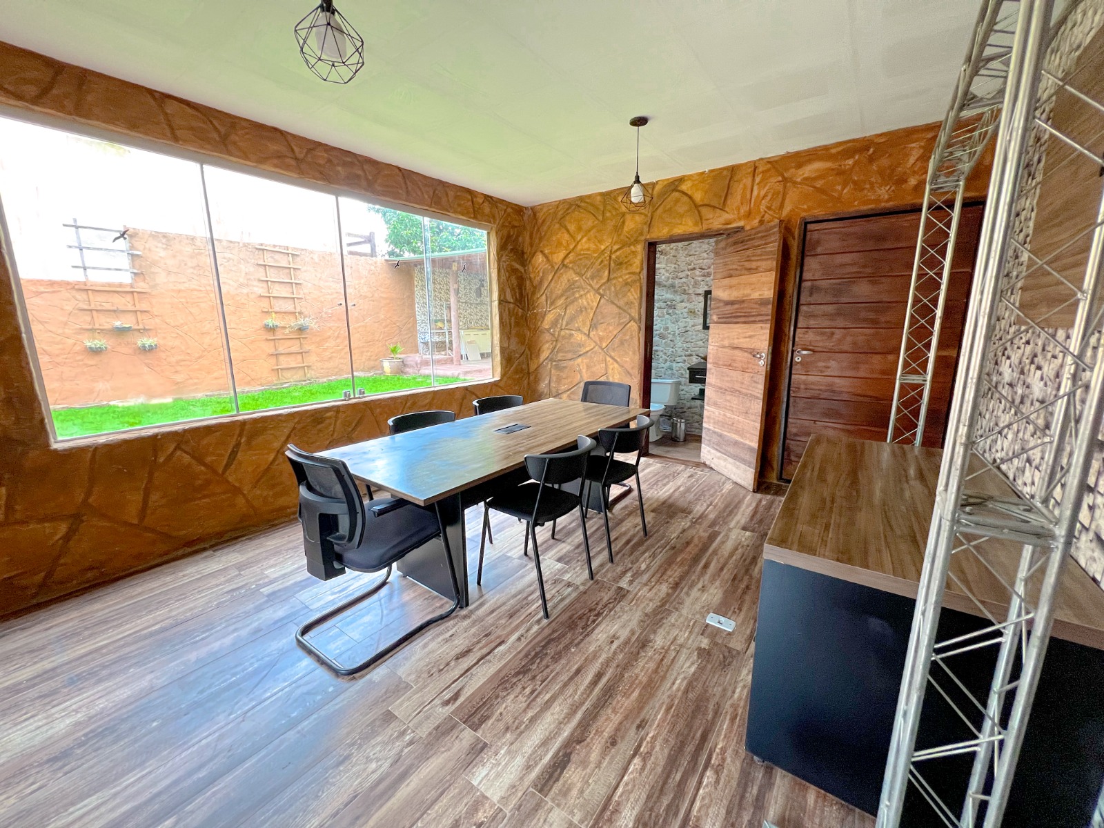 Casa em Condomínio Fechado a venda | 5 suítes | Caraguatatuba